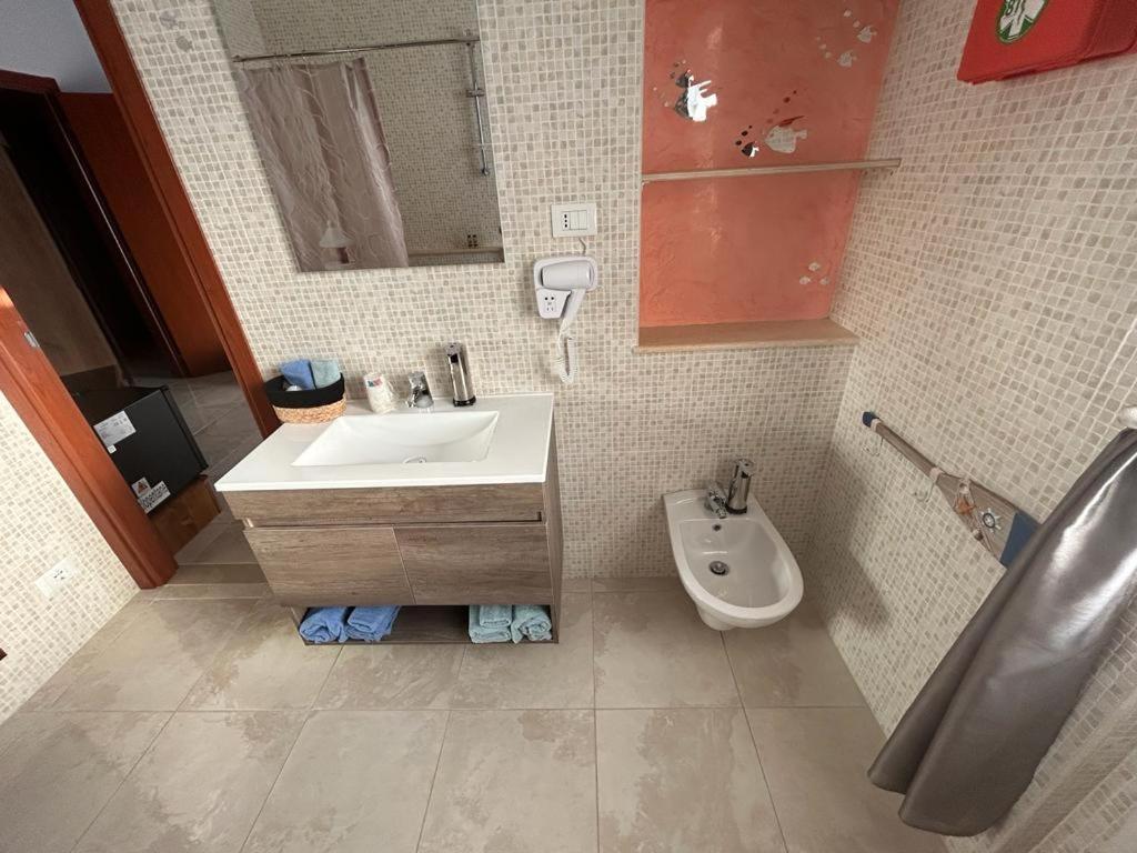 Triangolo Delle Bermuda B&B Термоли Экстерьер фото